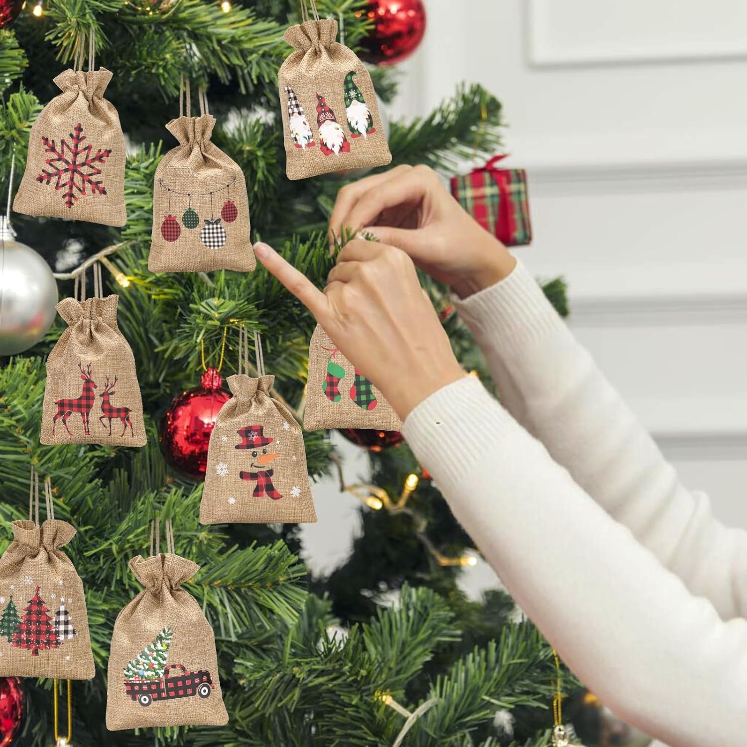 image:imageG2PLUS Christmas Drawstring Burlap Gift Bags  24 Pack Christmas Advent Calendar Bags 8 Designs 46 inches Goodie Gift Bag with Xmas Tree Tags for Xmas Holiday Party Favors5X7 Buffalo Plaid